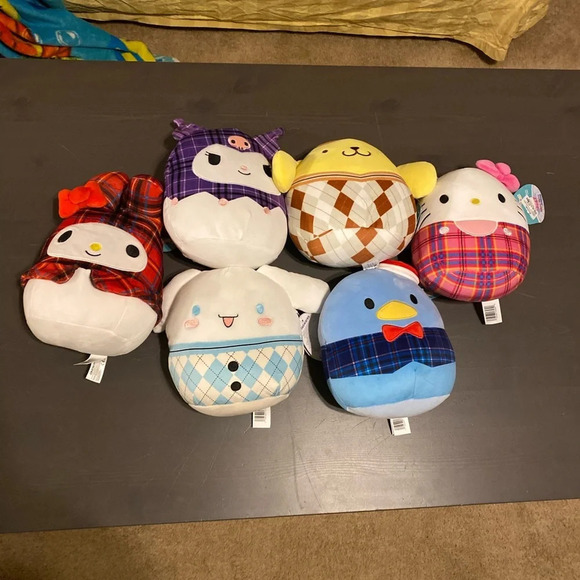 Squishmallows Hello Kitty & Friends Tuxedo Sam - Picture 8 of 8